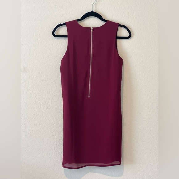 Sleeveless Burgundy‎ A-Line Dress 👗 - Picture 4 of 7